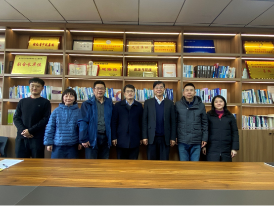 中国科学院大气物理研究所曹军骥研究员到访今年会指导交流